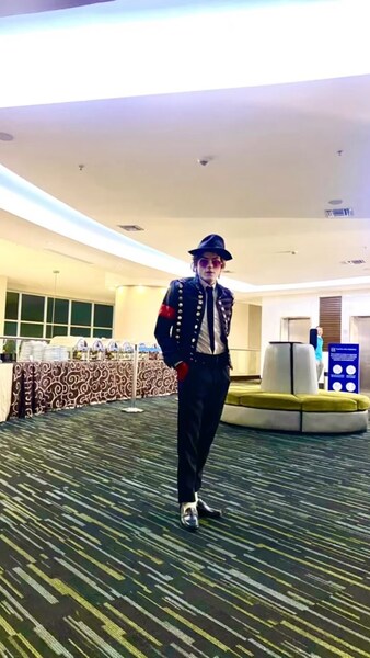 Michael Jackson Ecuatoriano y sus pasos de baile
